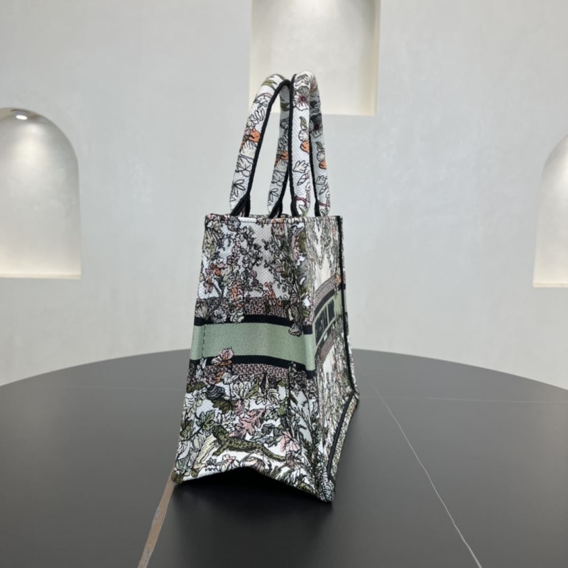 Dior Shopping Bags